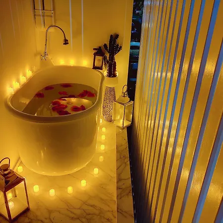 Bangkok Pearl Hotel